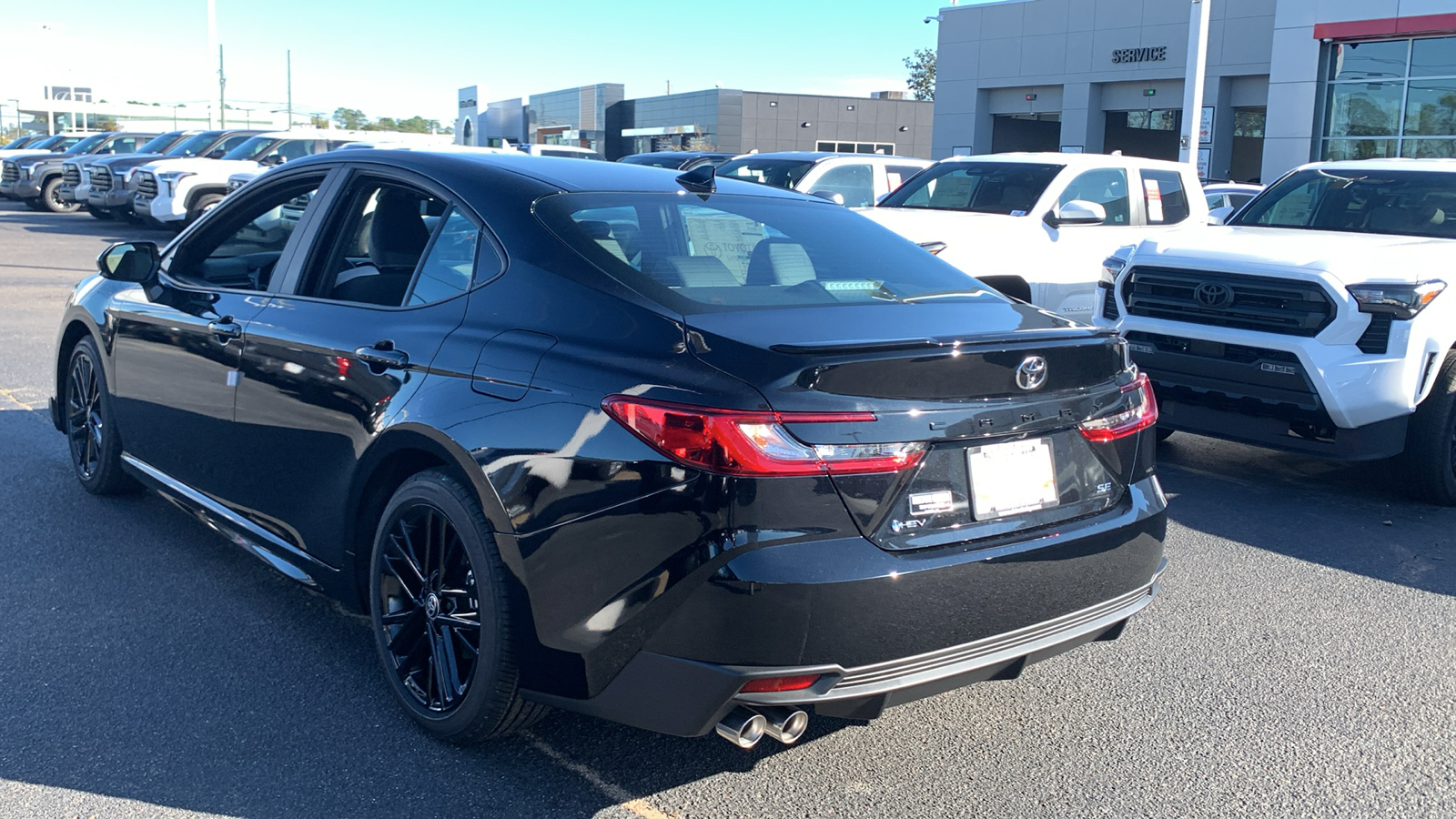 2025 Toyota Camry SE 6