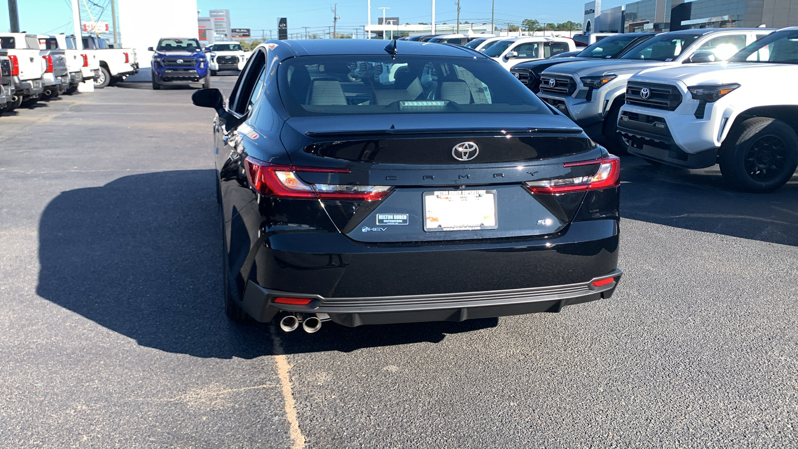 2025 Toyota Camry SE 7