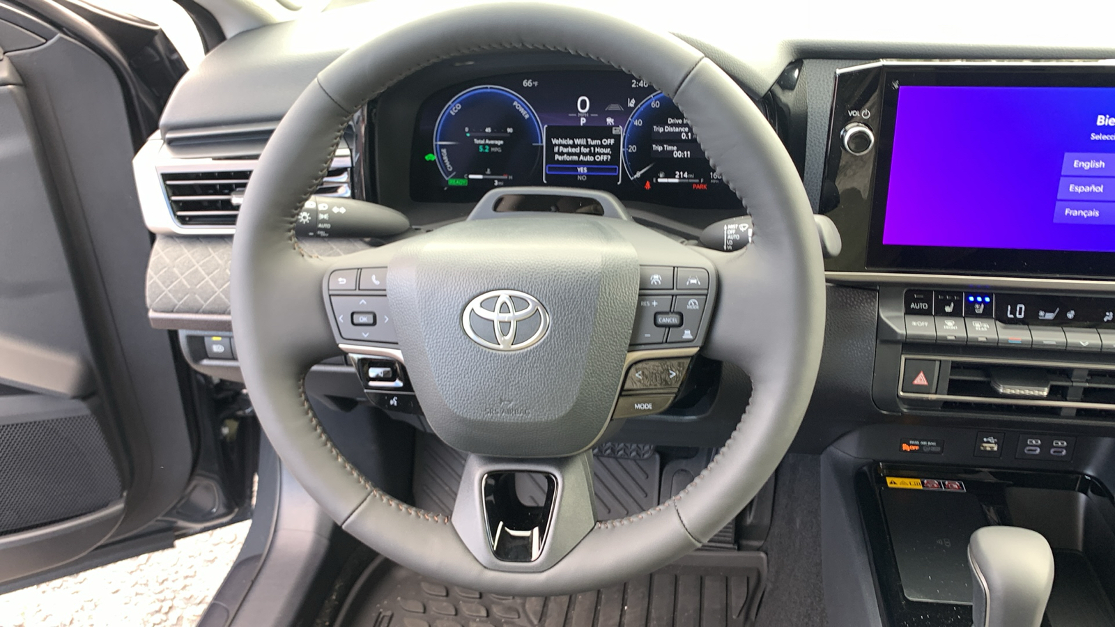 2025 Toyota Camry XLE 20