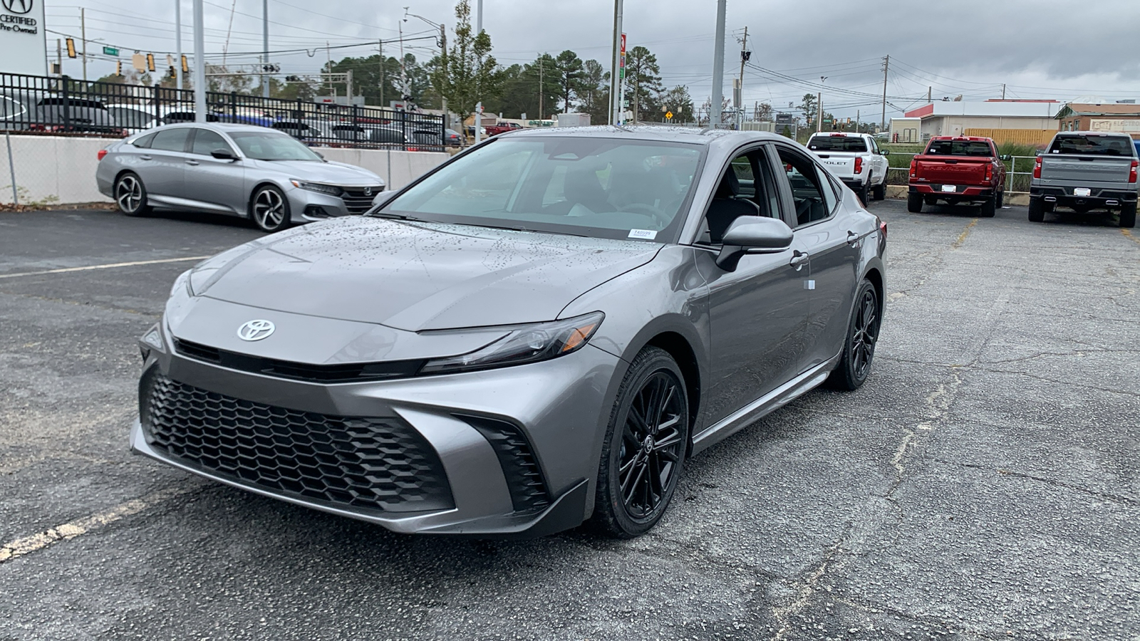 2025 Toyota Camry SE 4