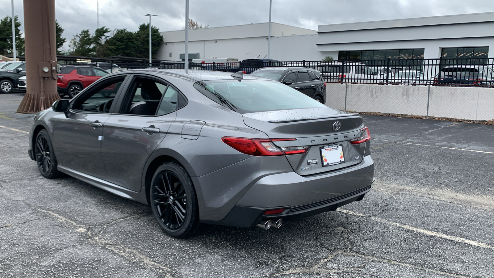 2025 Toyota Camry SE 6