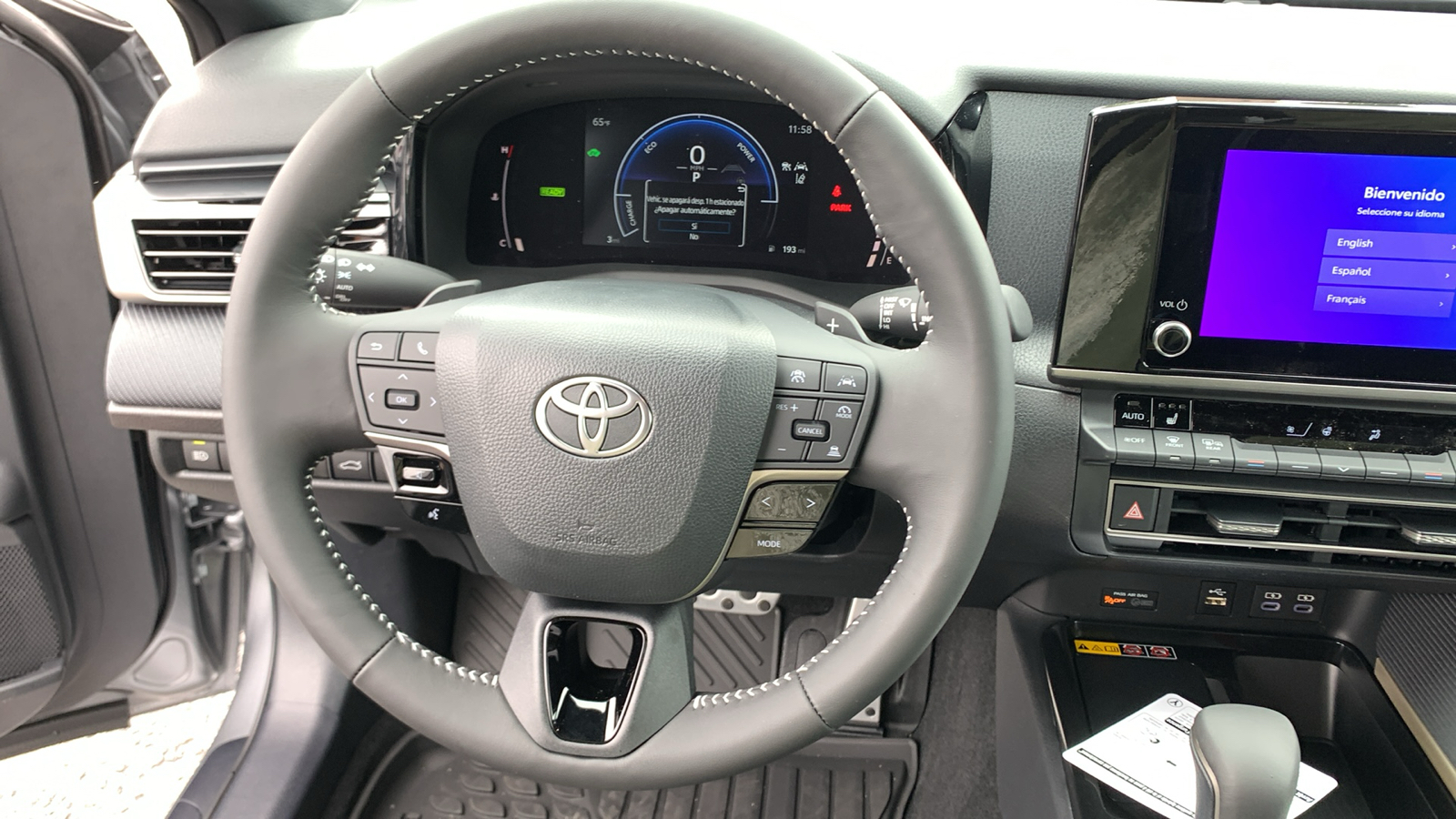 2025 Toyota Camry SE 20