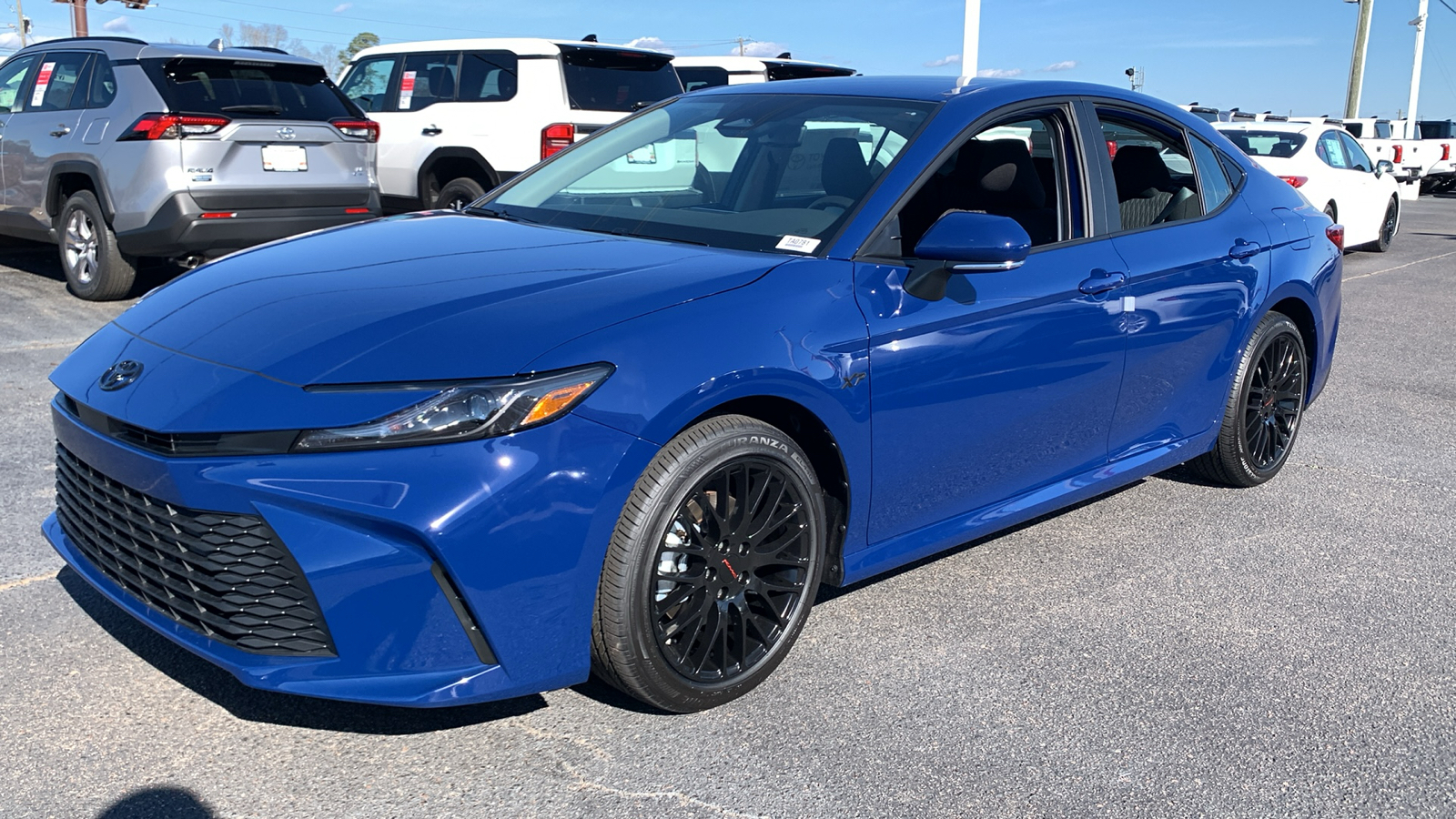 2025 Toyota Camry LE 4