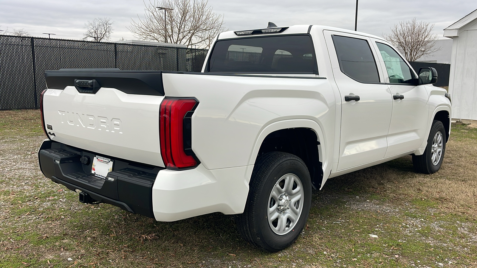 2025 Toyota Tundra SR 8