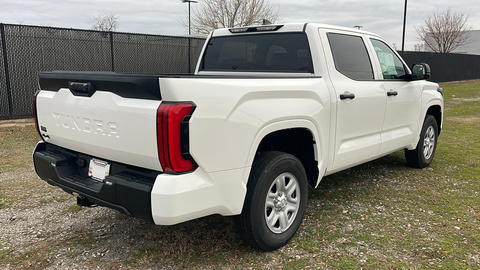 2025 Toyota Tundra SR 8