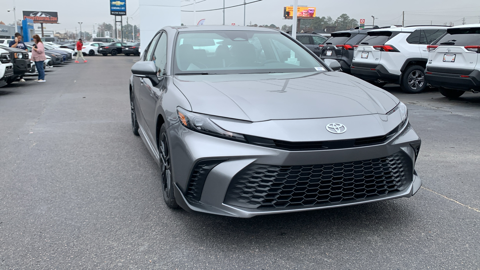 2025 Toyota Camry SE 2