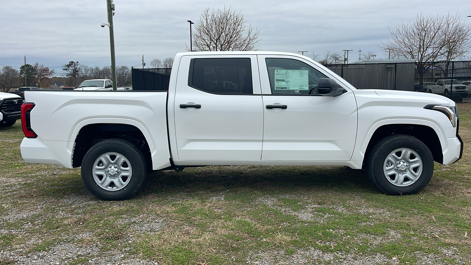 2025 Toyota Tundra SR 9