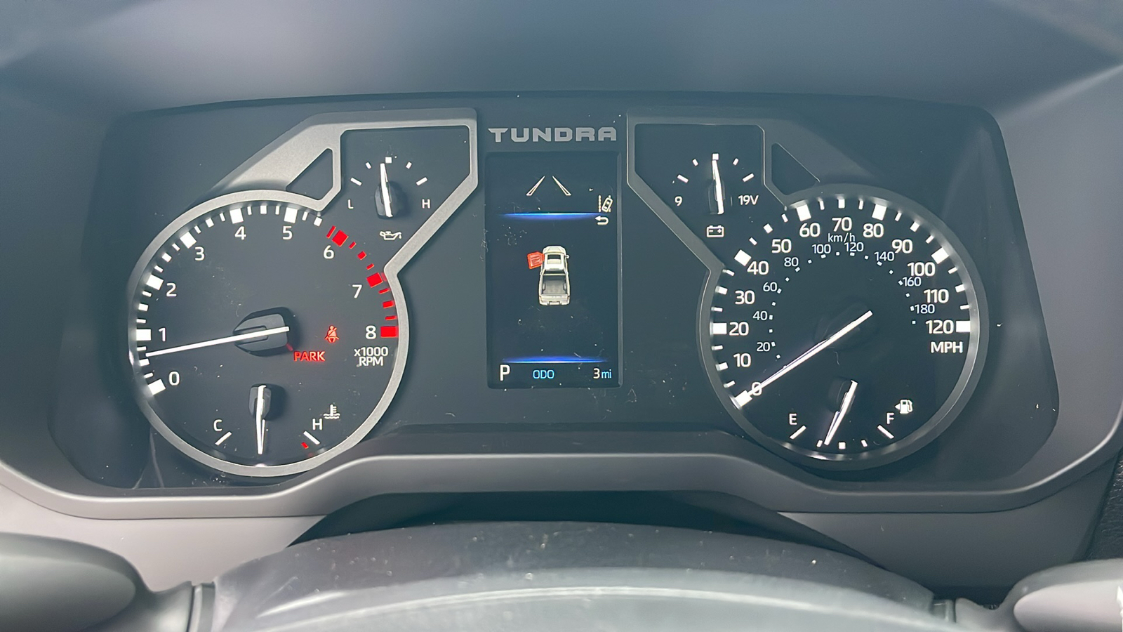 2025 Toyota Tundra SR 20