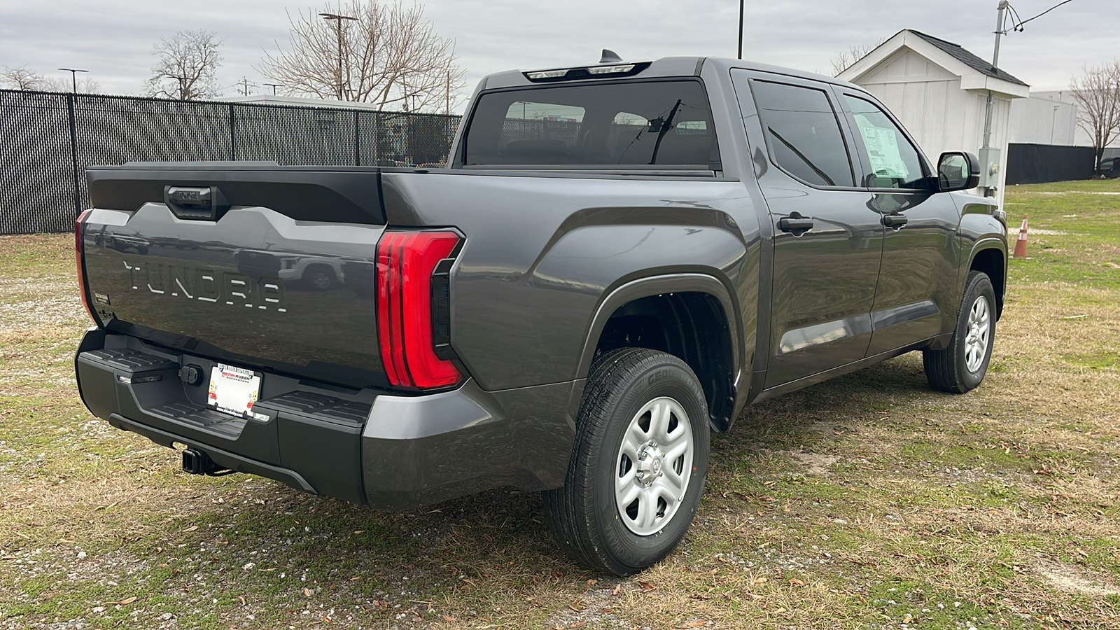 2025 Toyota Tundra SR 8