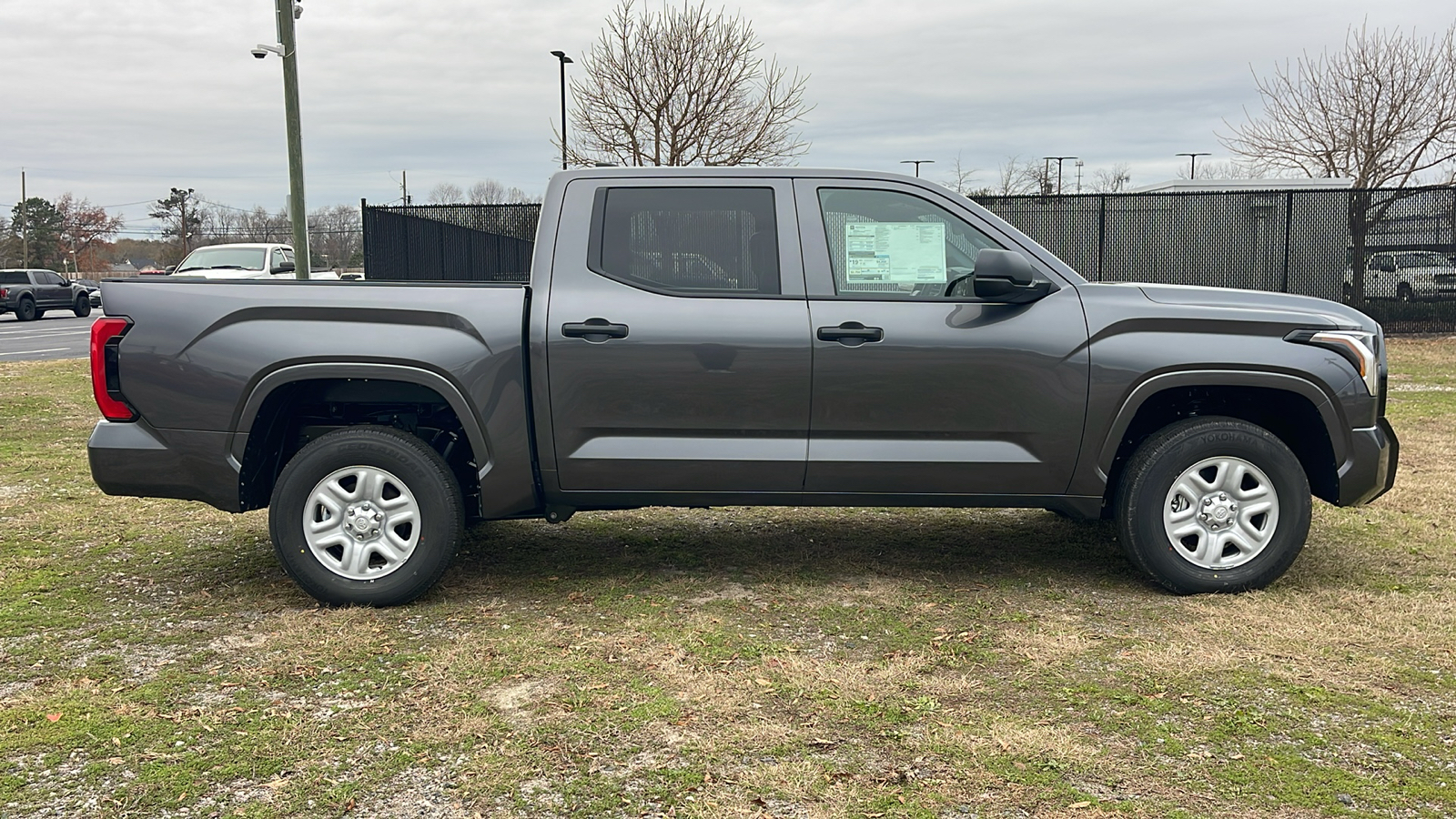 2025 Toyota Tundra SR 9