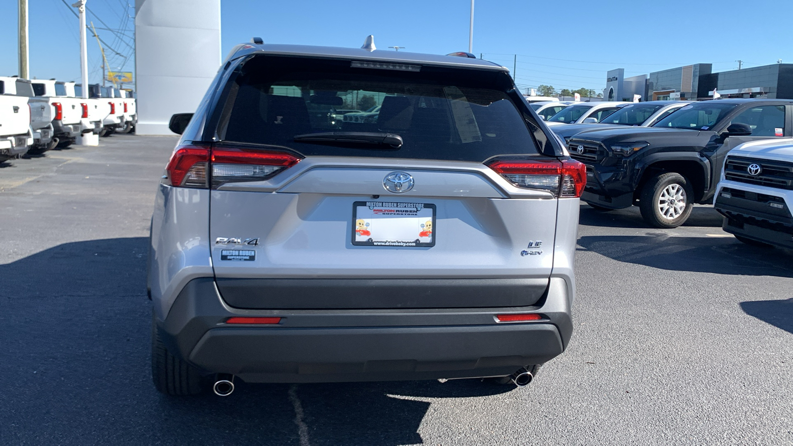 2025 Toyota RAV4 Hybrid LE 7