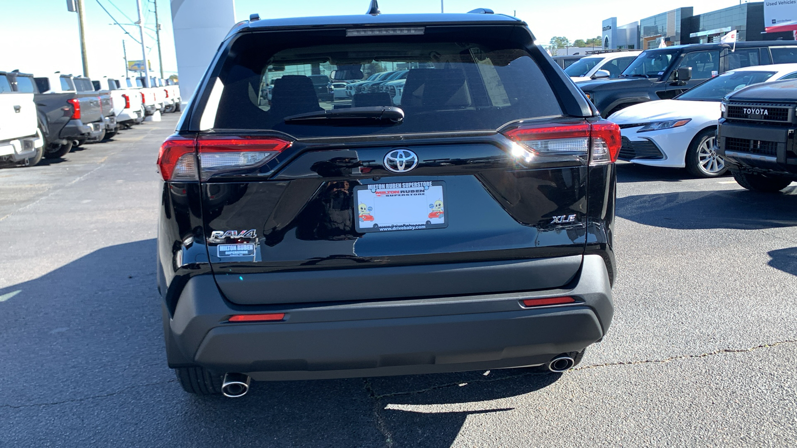 2025 Toyota RAV4 XLE 7