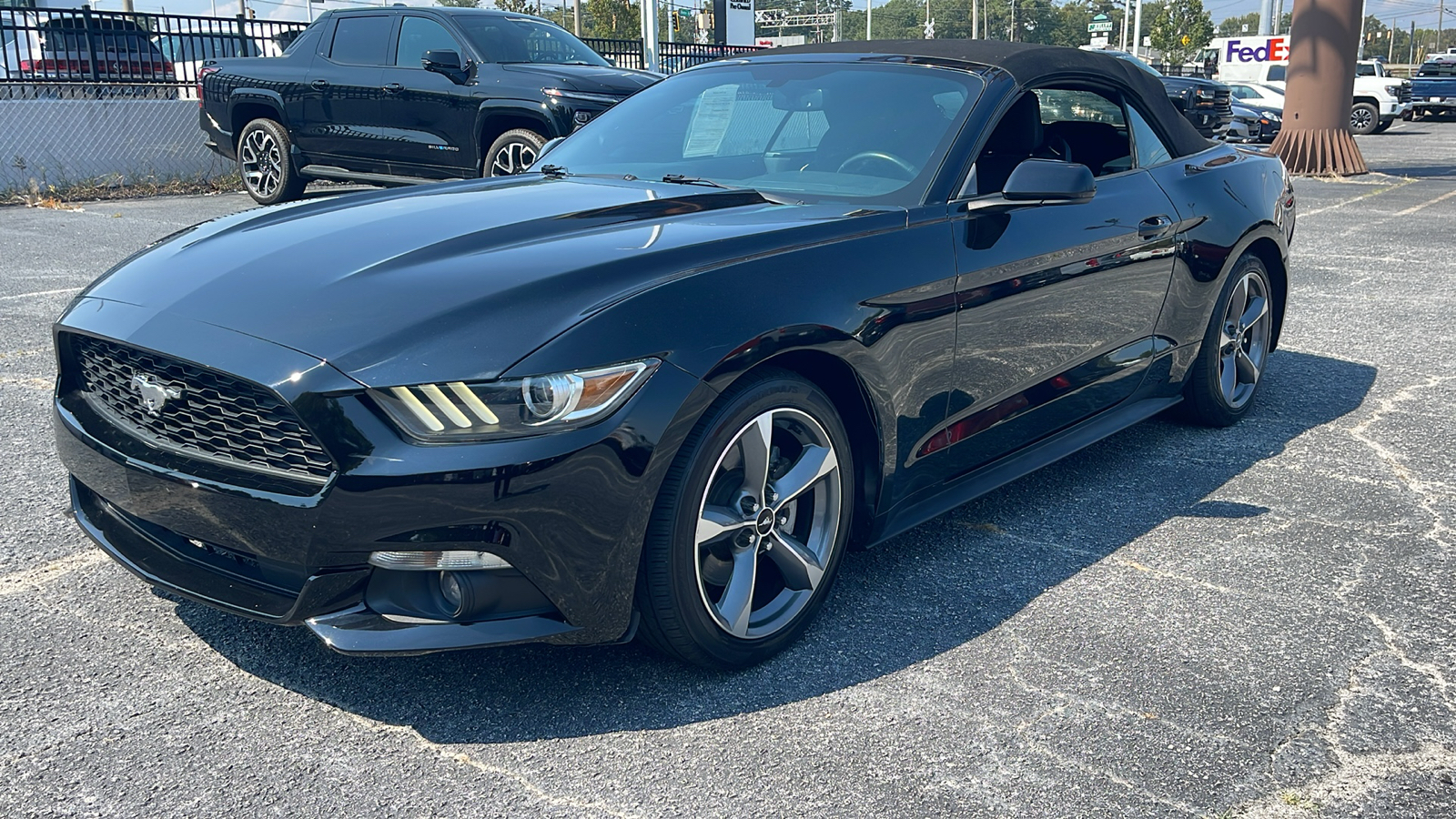 2016 Ford Mustang V6 4