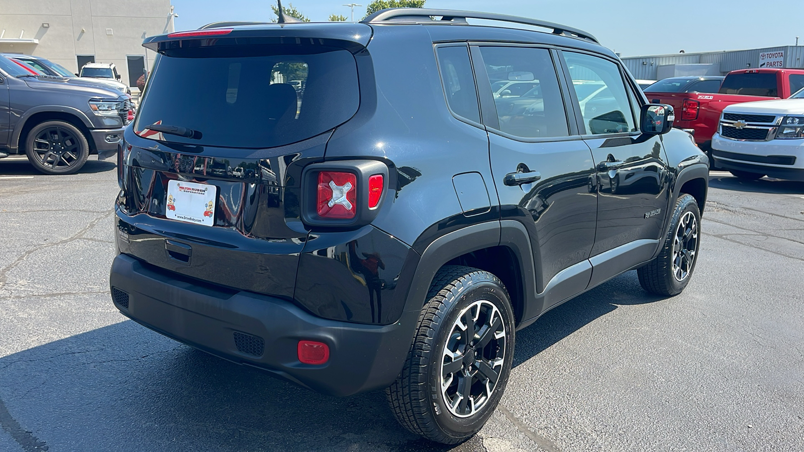 2023 Jeep Renegade Latitude 8