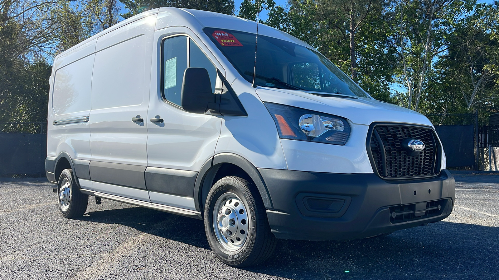 2022 Ford Transit-250 Base 3