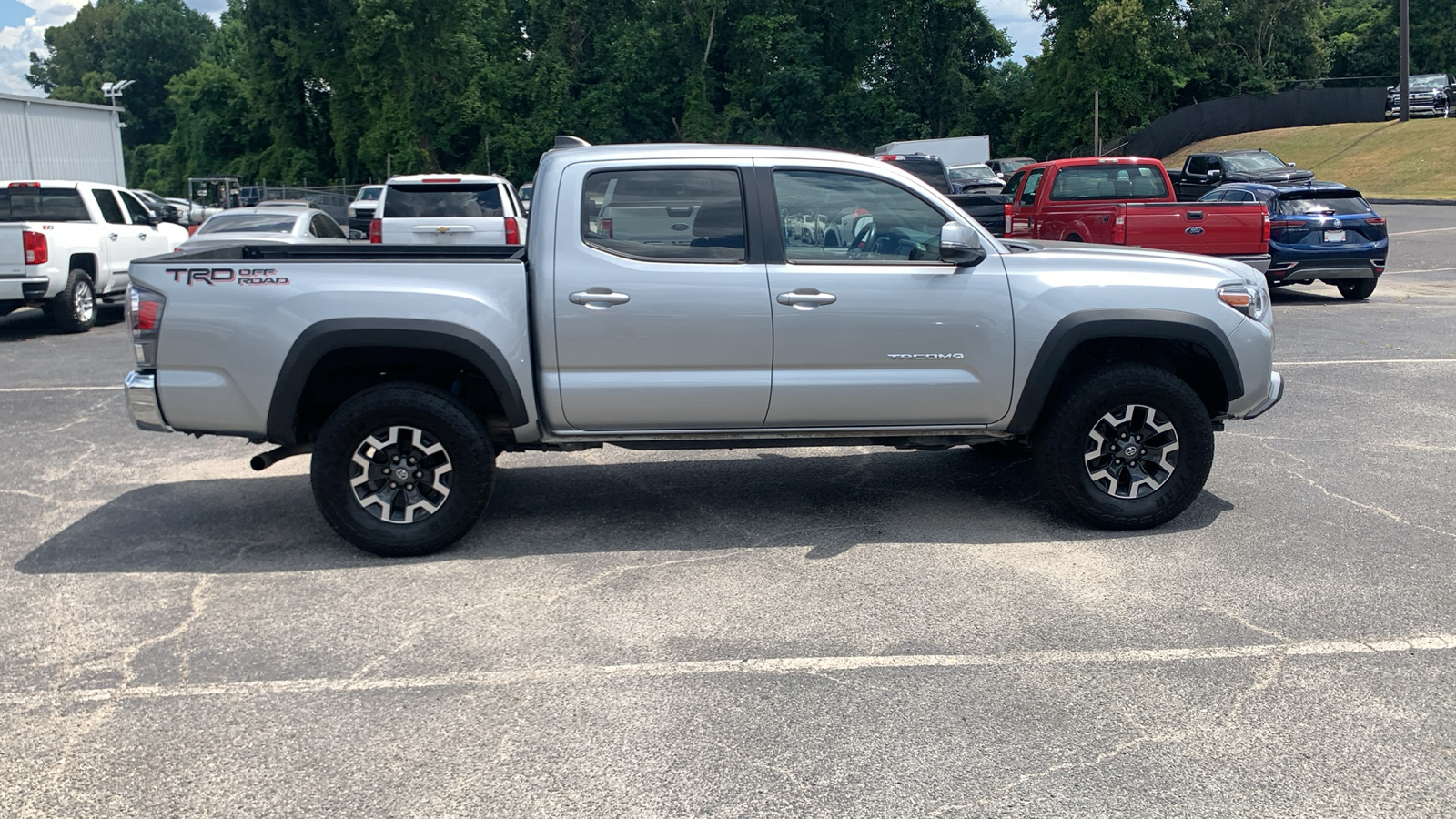 2023 Toyota Tacoma SR5 9