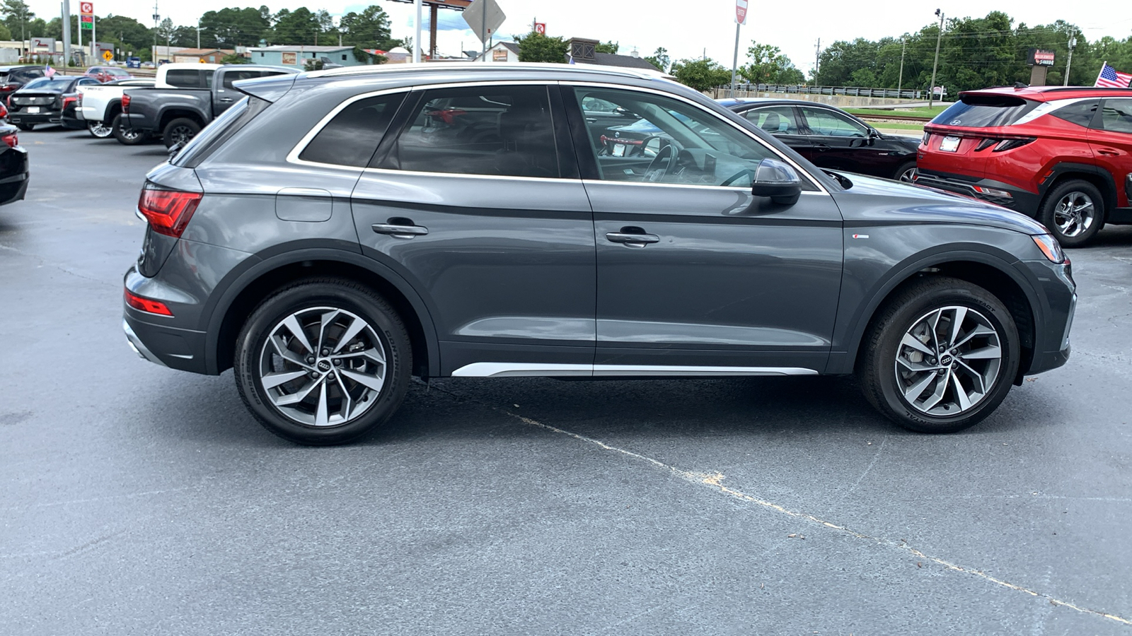 2023 Audi Q5 45 S line Premium Plus 9