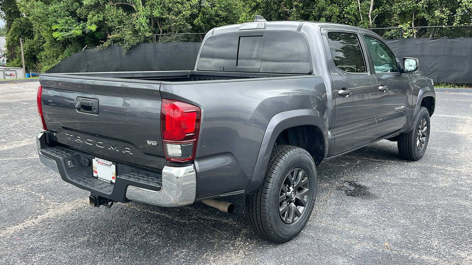 2022 Toyota Tacoma SR5 8