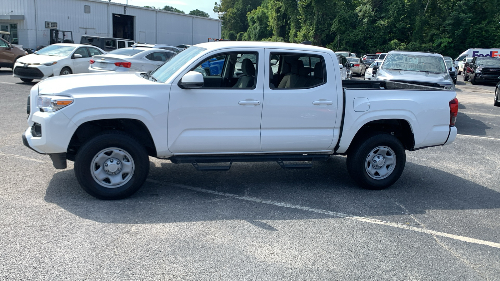 2023 Toyota Tacoma SR5 5