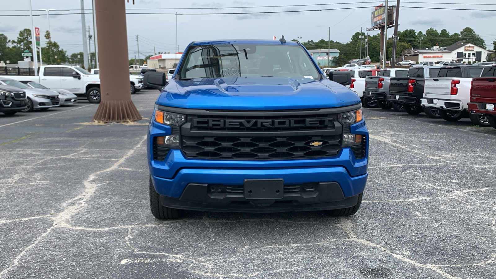 2022 Chevrolet Silverado 1500 Custom 3