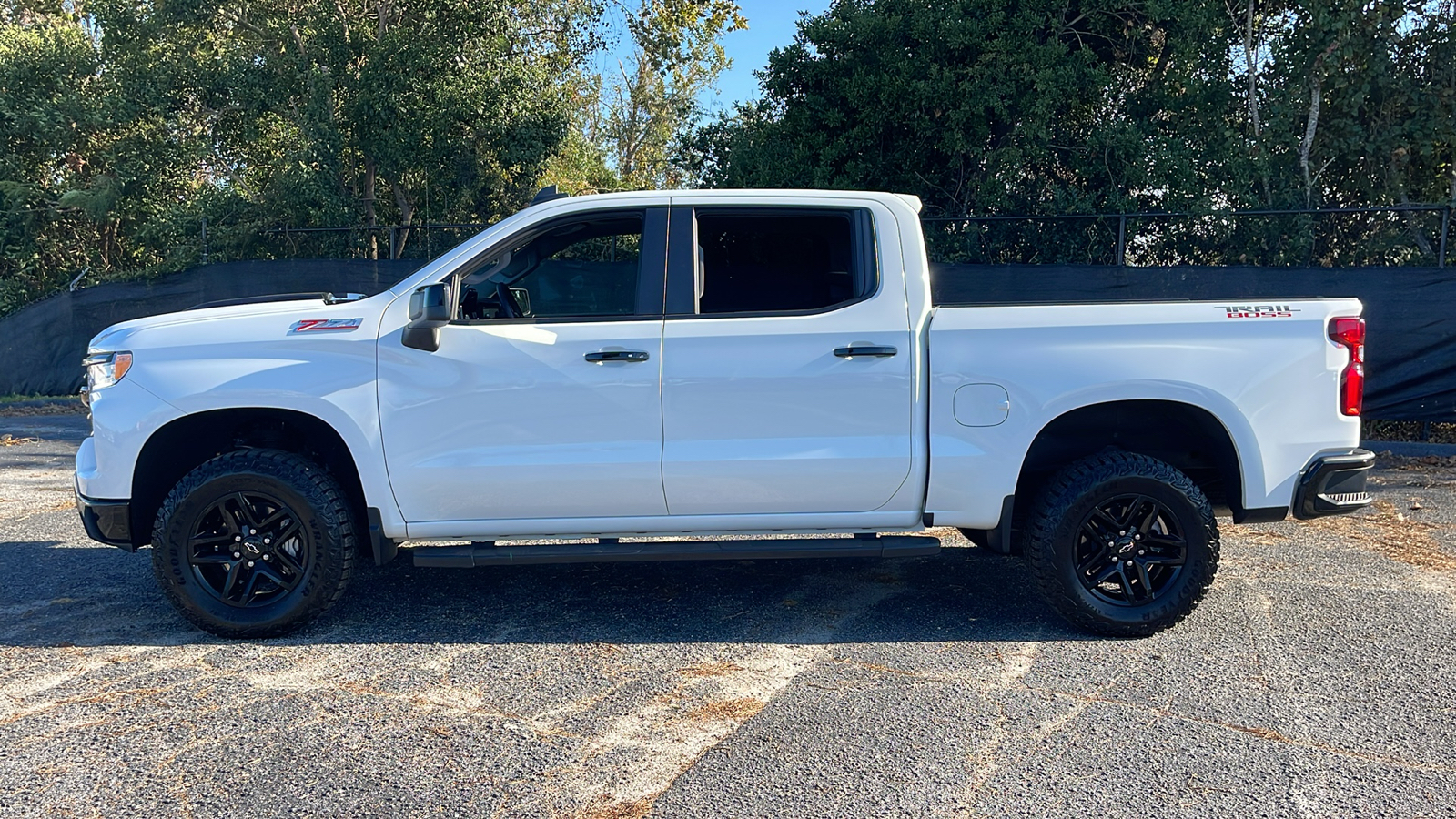 2023 Chevrolet Silverado 1500 LT Trail Boss 5