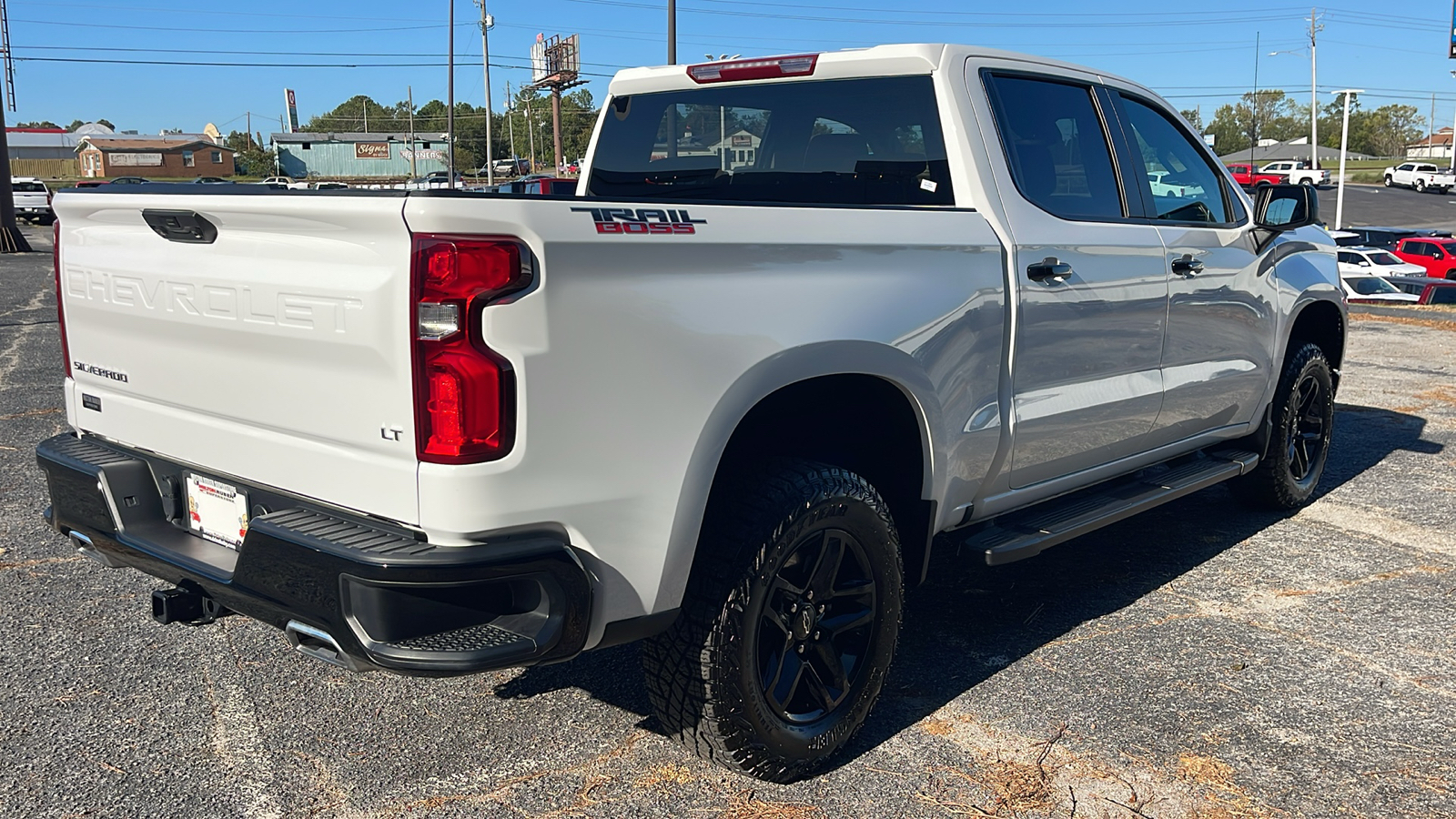 2023 Chevrolet Silverado 1500 LT Trail Boss 8