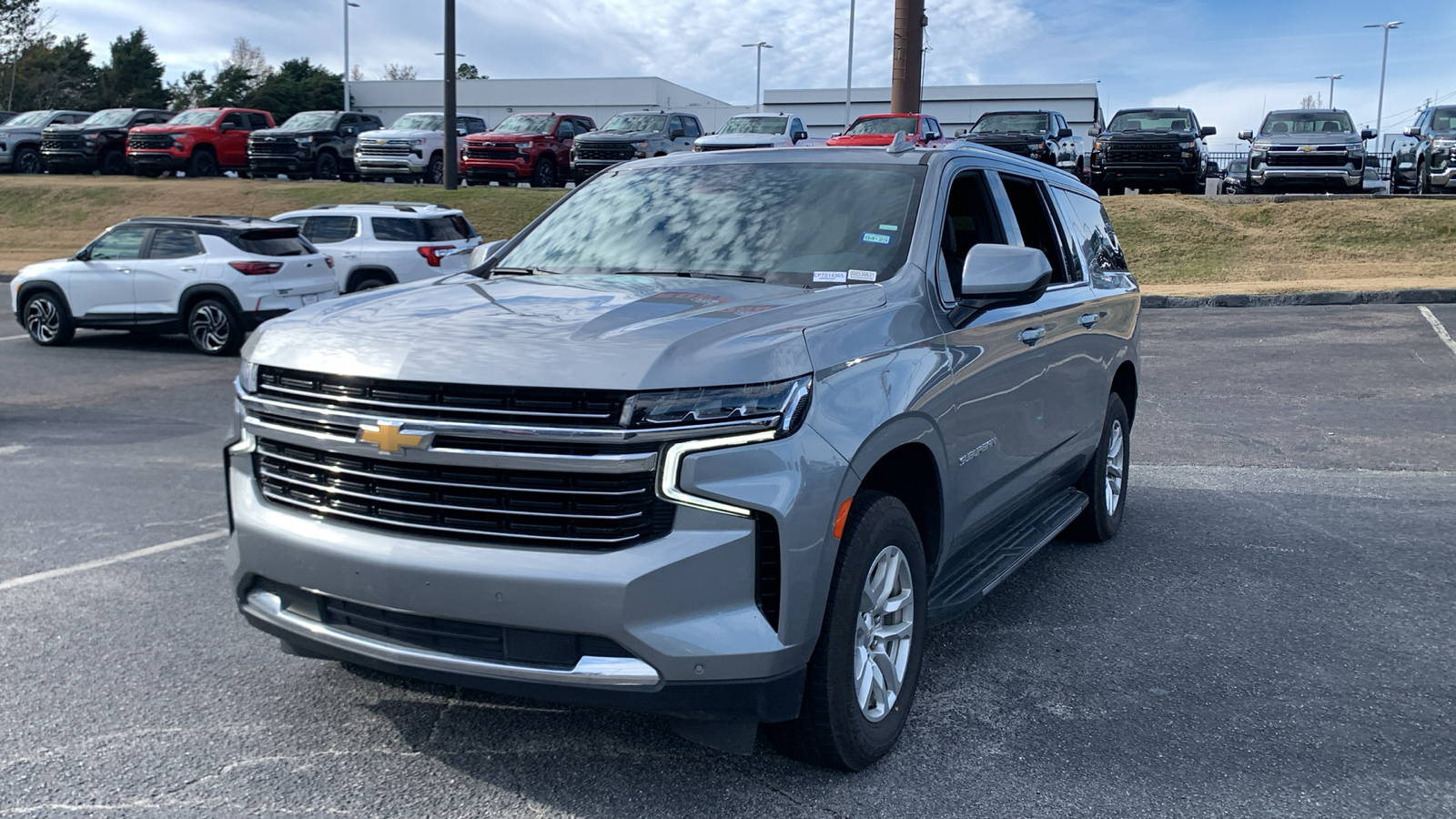 2023 Chevrolet Suburban LT 4