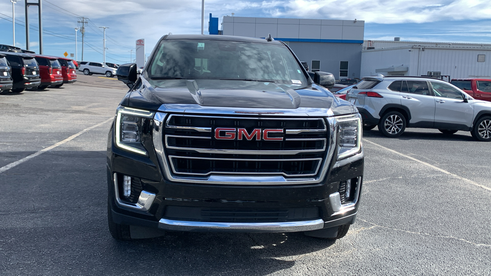 2023 GMC Yukon SLT 3