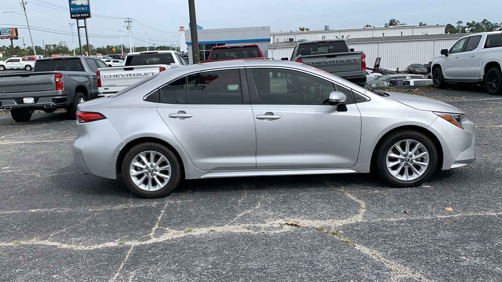 2021 Toyota Corolla XLE 9