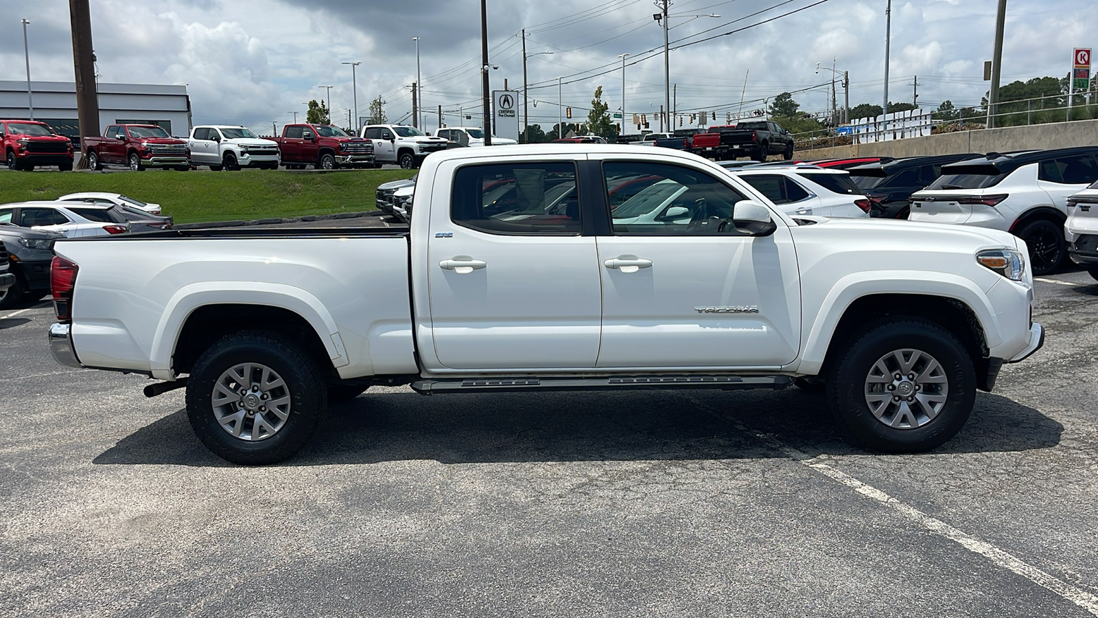 2019 Toyota Tacoma SR5 10