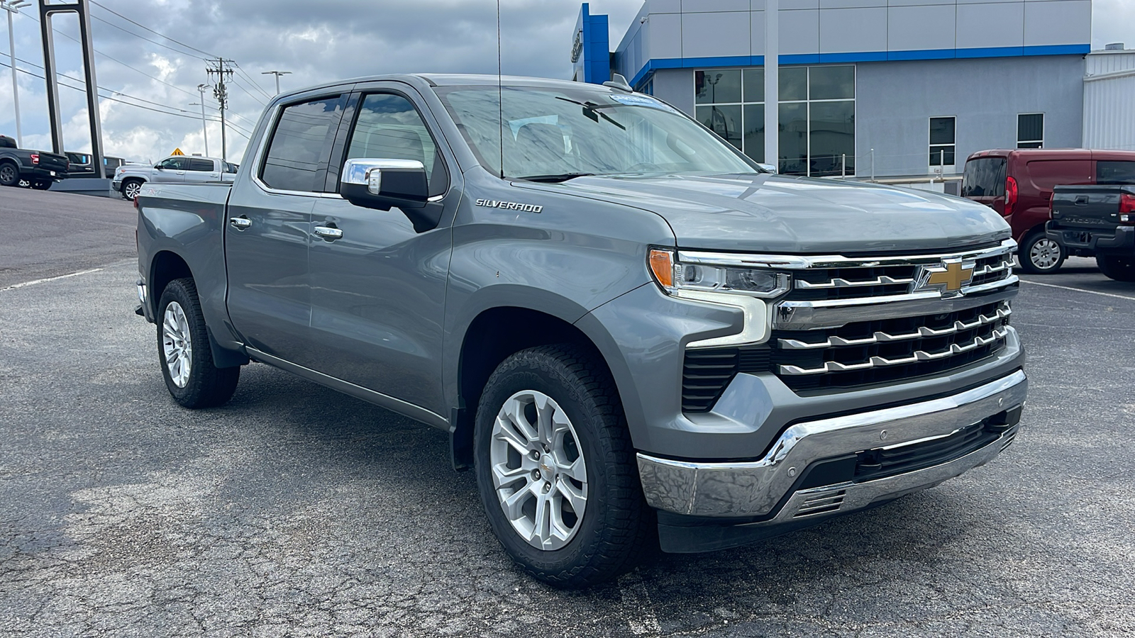 2023 Chevrolet Silverado 1500 LTZ 2