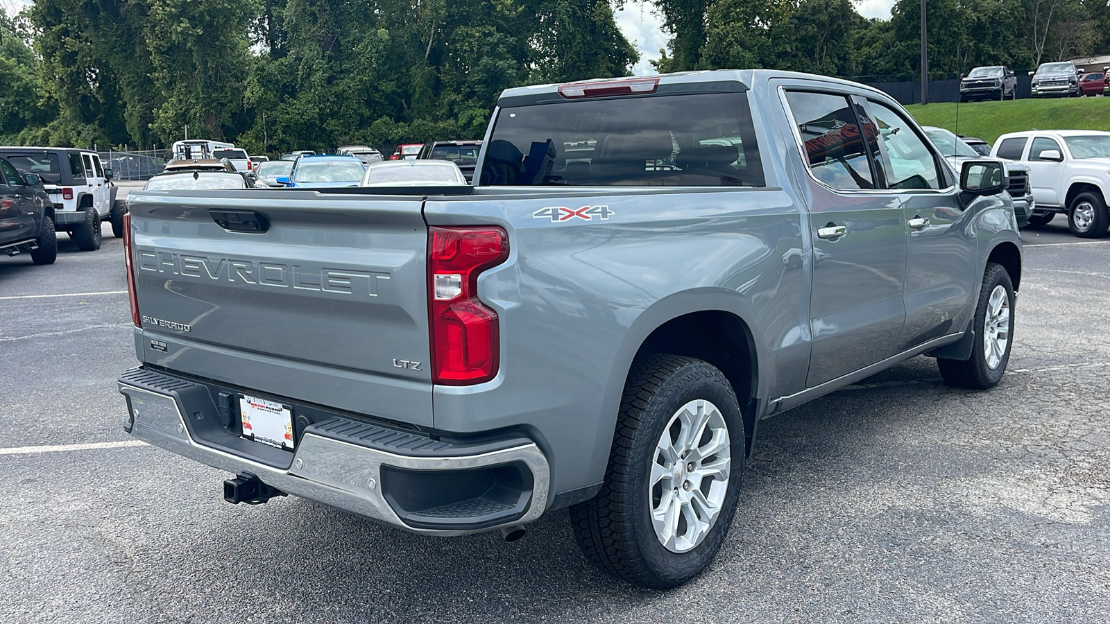 2023 Chevrolet Silverado 1500 LTZ 9