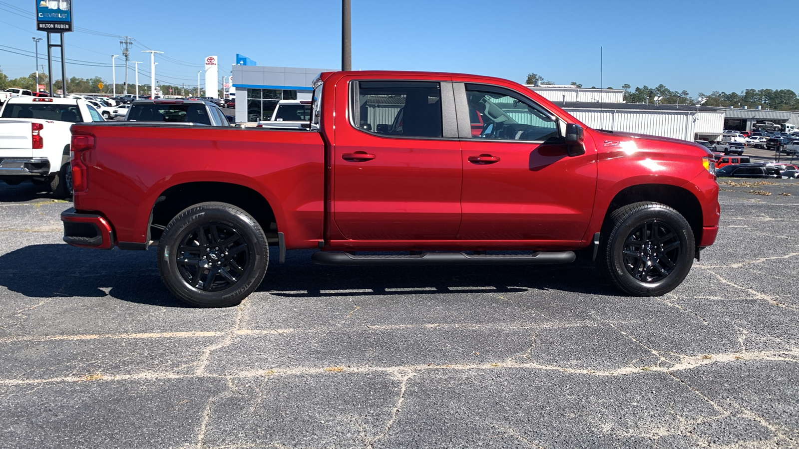 2023 Chevrolet Silverado 1500 RST 9