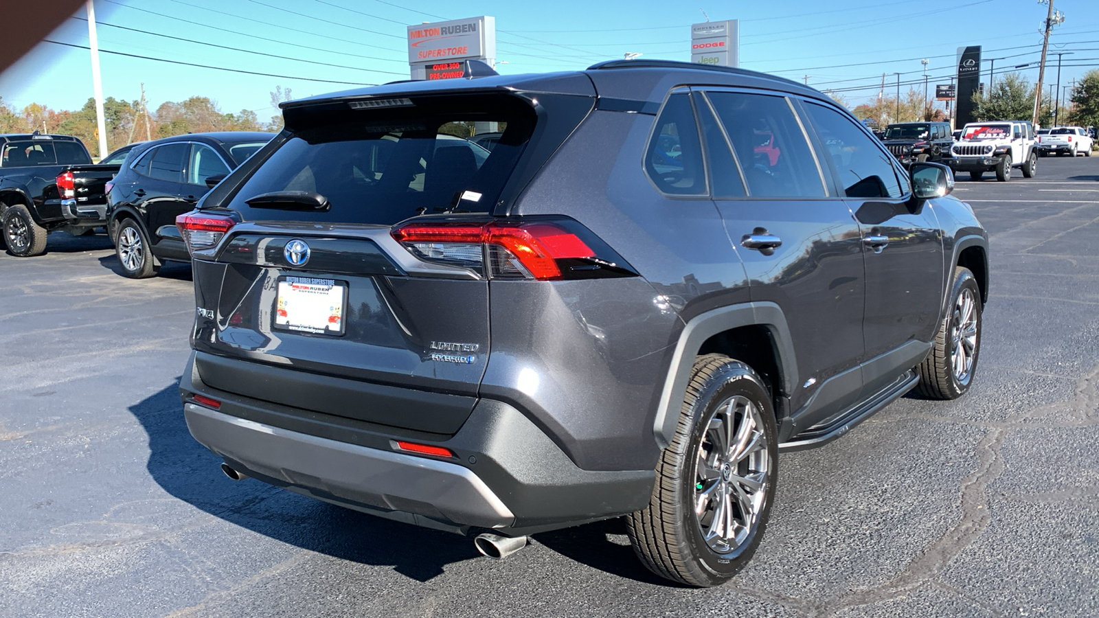 2022 Toyota RAV4 Hybrid Limited 8