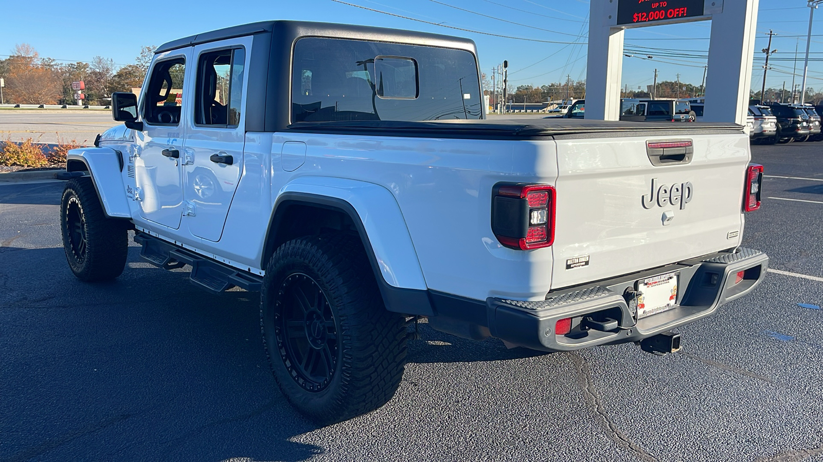 2020 Jeep Gladiator Overland 6