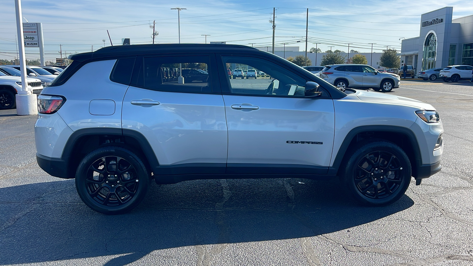 2024 Jeep Compass Latitude 9