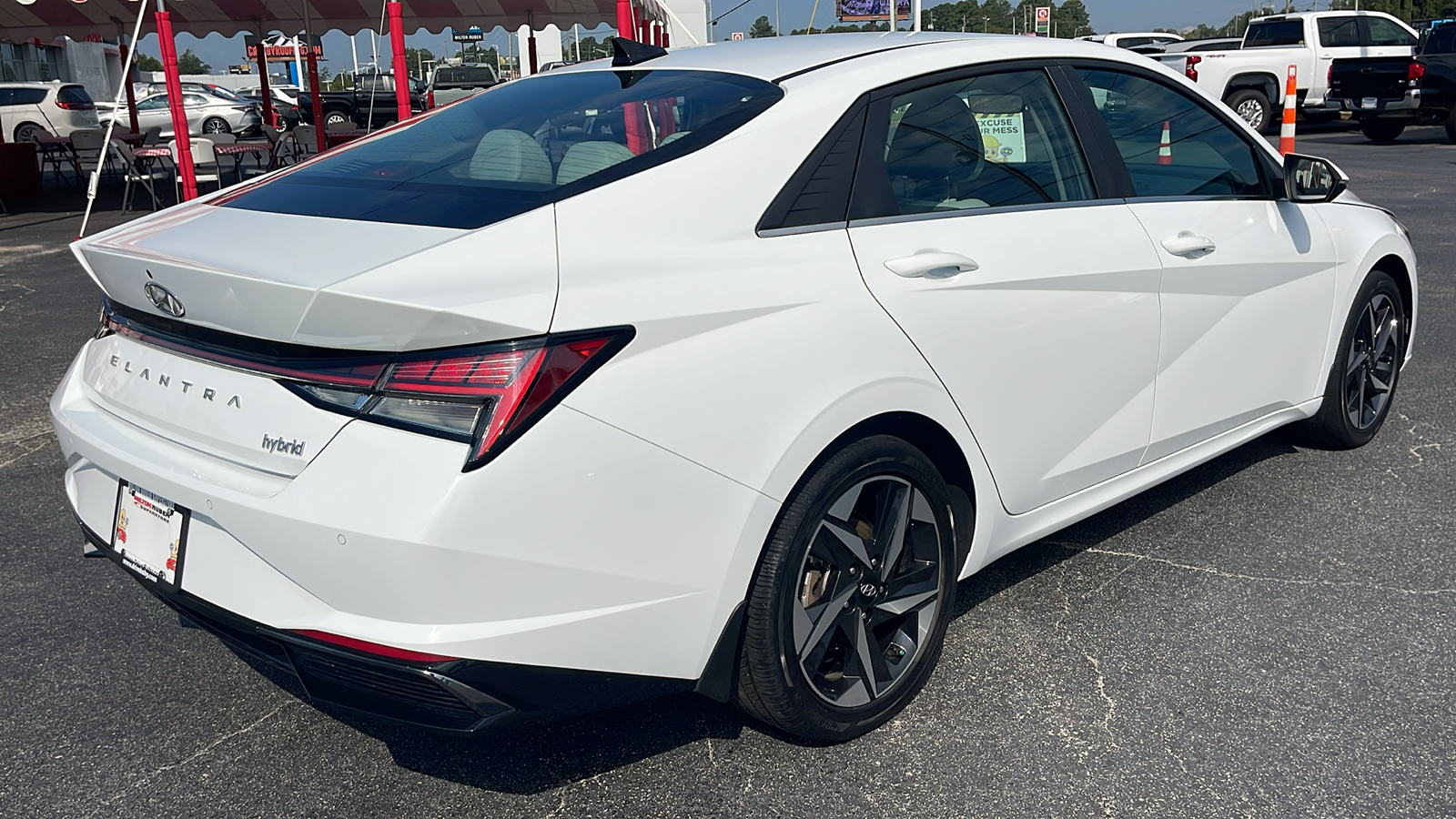 2022 Hyundai Elantra Hybrid Limited 8