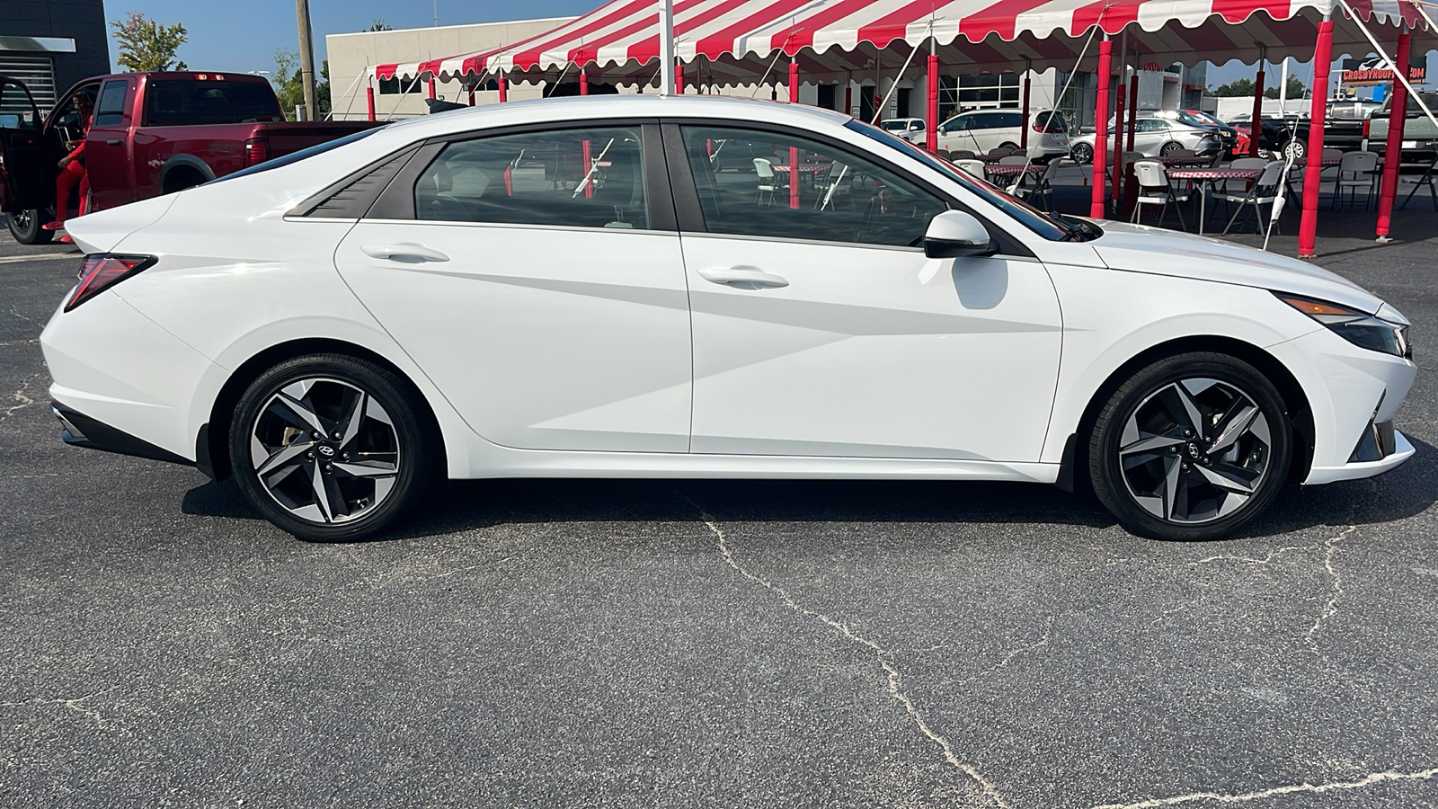 2022 Hyundai Elantra Hybrid Limited 9