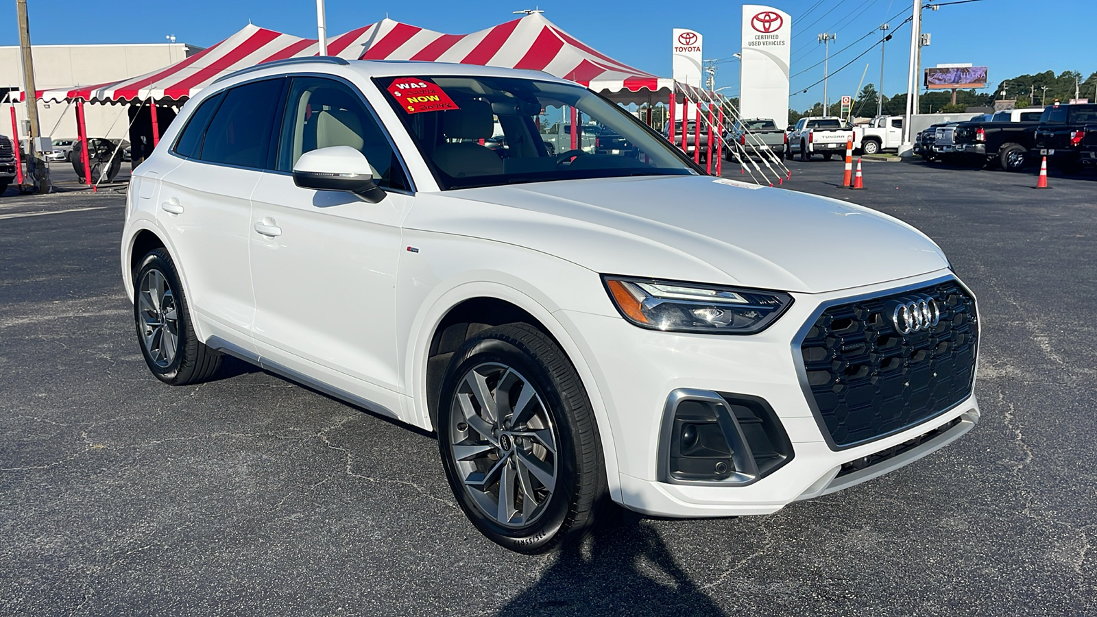 2022 Audi Q5 45 S line Premium Plus 2