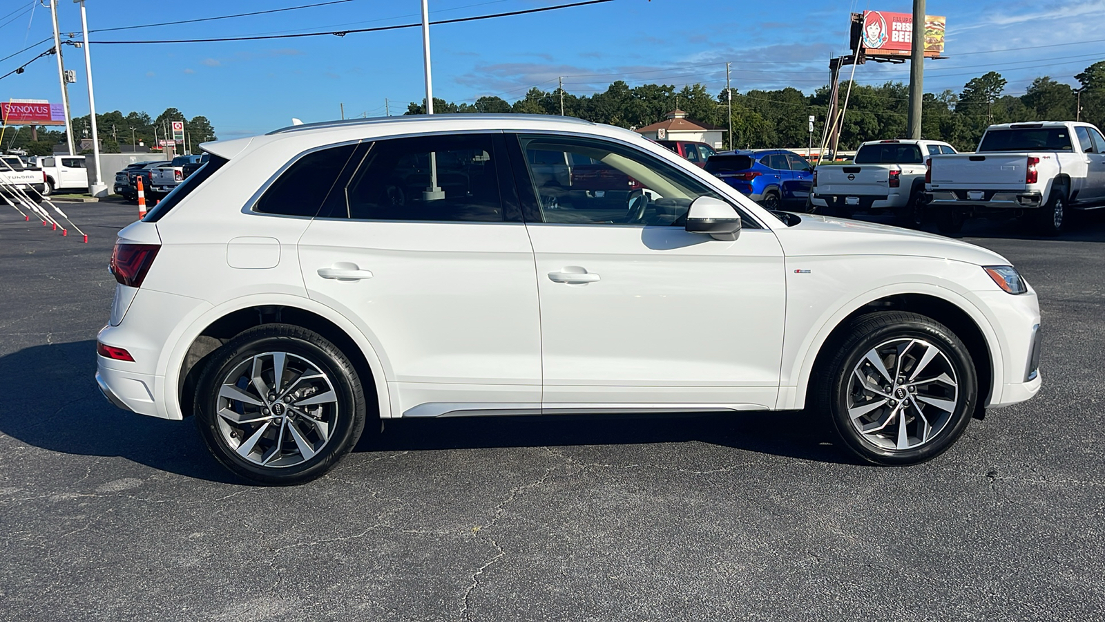 2022 Audi Q5 45 S line Premium Plus 9