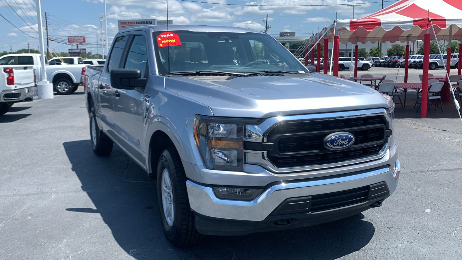 2023 Ford F-150 XLT 2