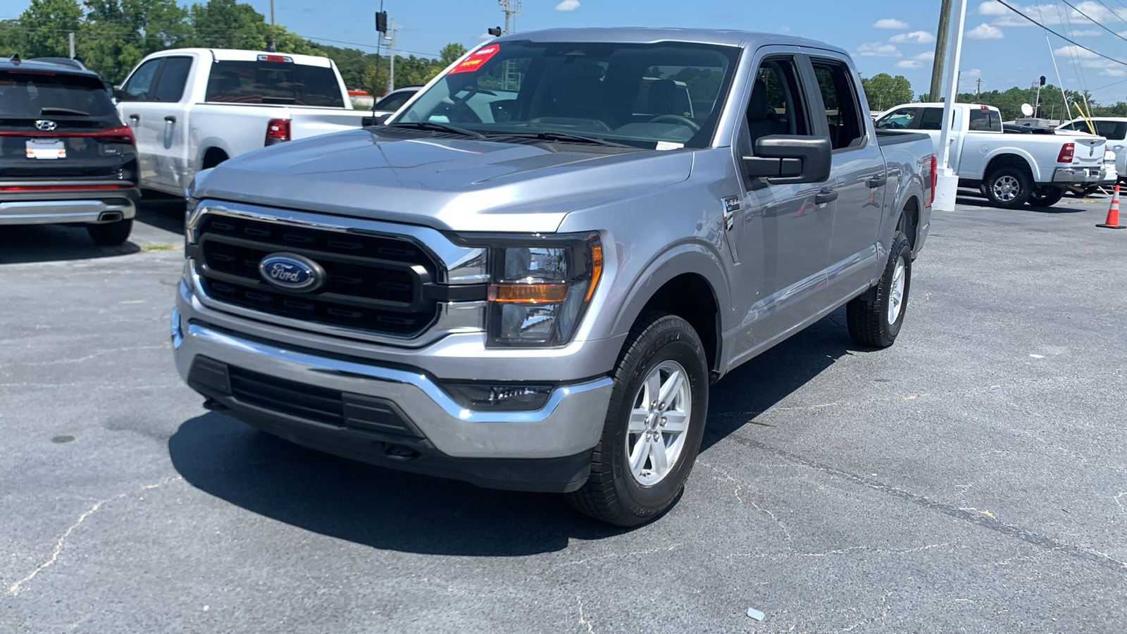 2023 Ford F-150 XLT 4