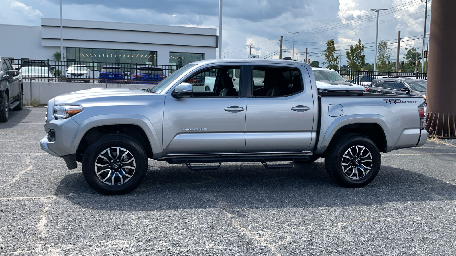 2023 Toyota Tacoma SR5 5