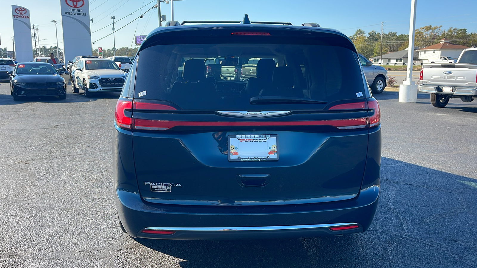 2022 Chrysler Pacifica Touring L 7