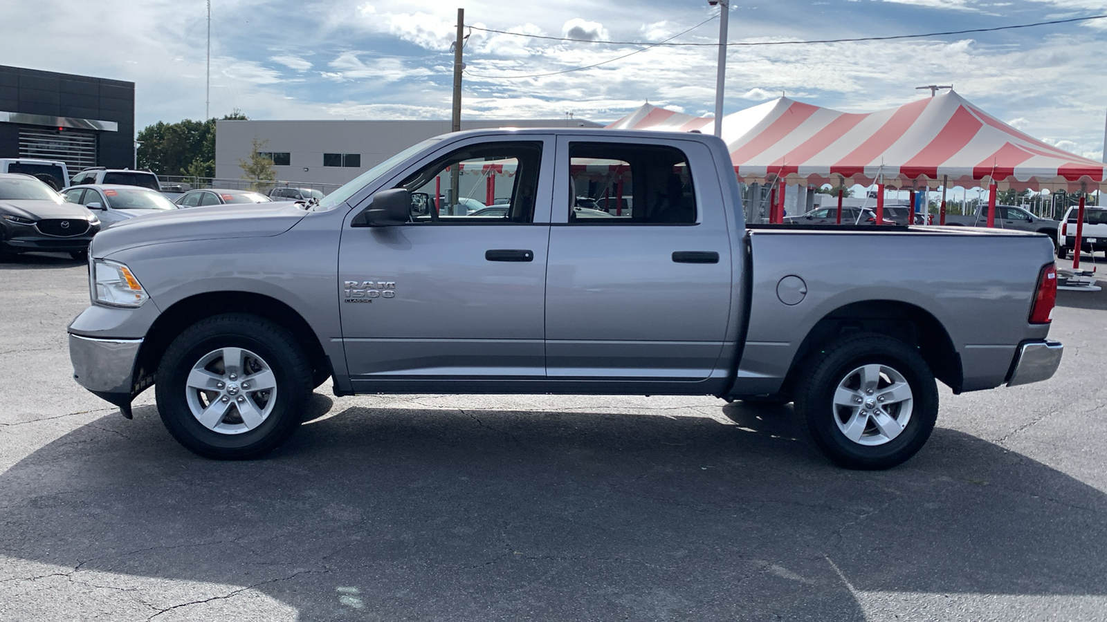 2022 Ram 1500 Classic SLT 6