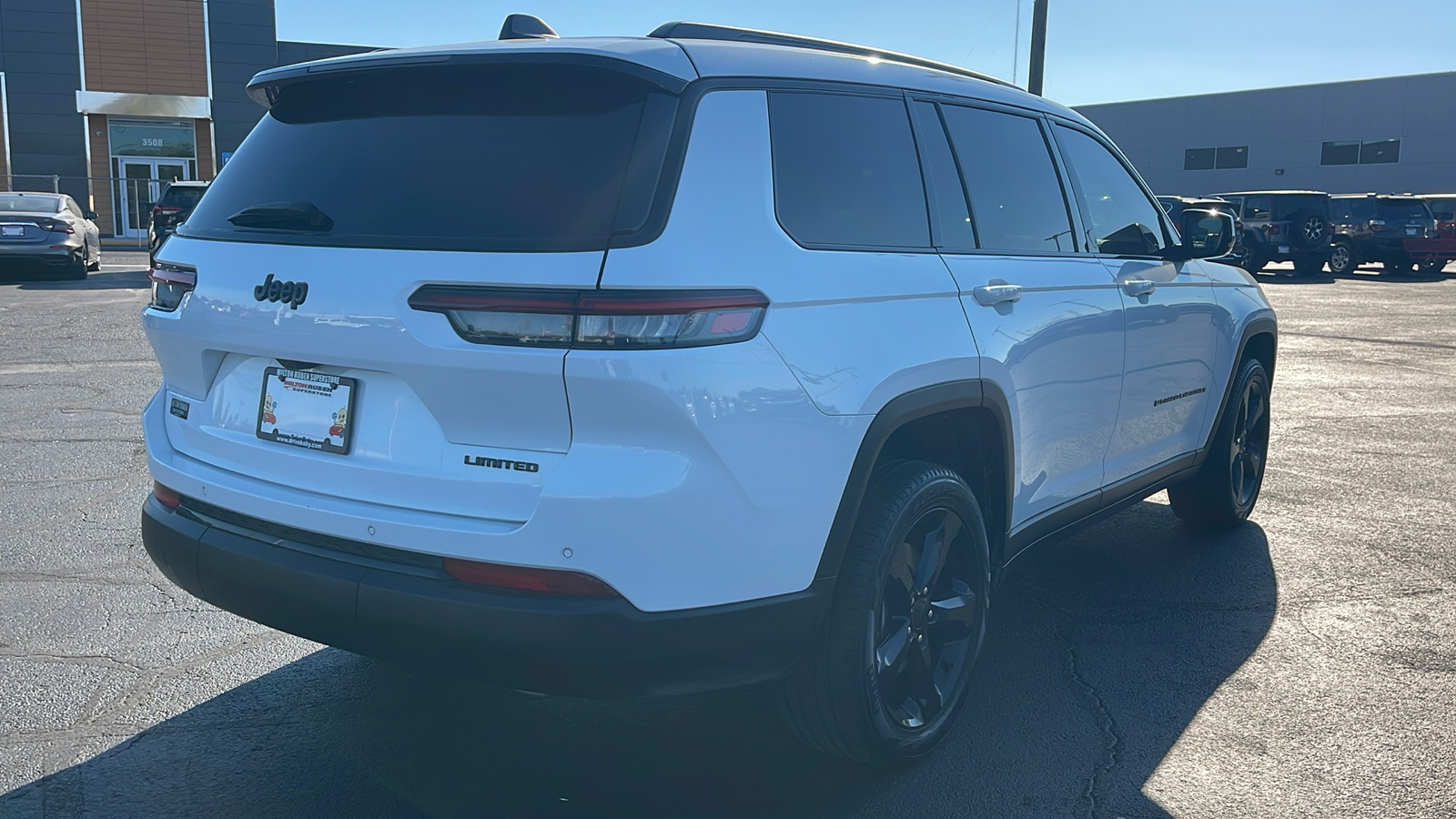 2024 Jeep Grand Cherokee L Limited 8