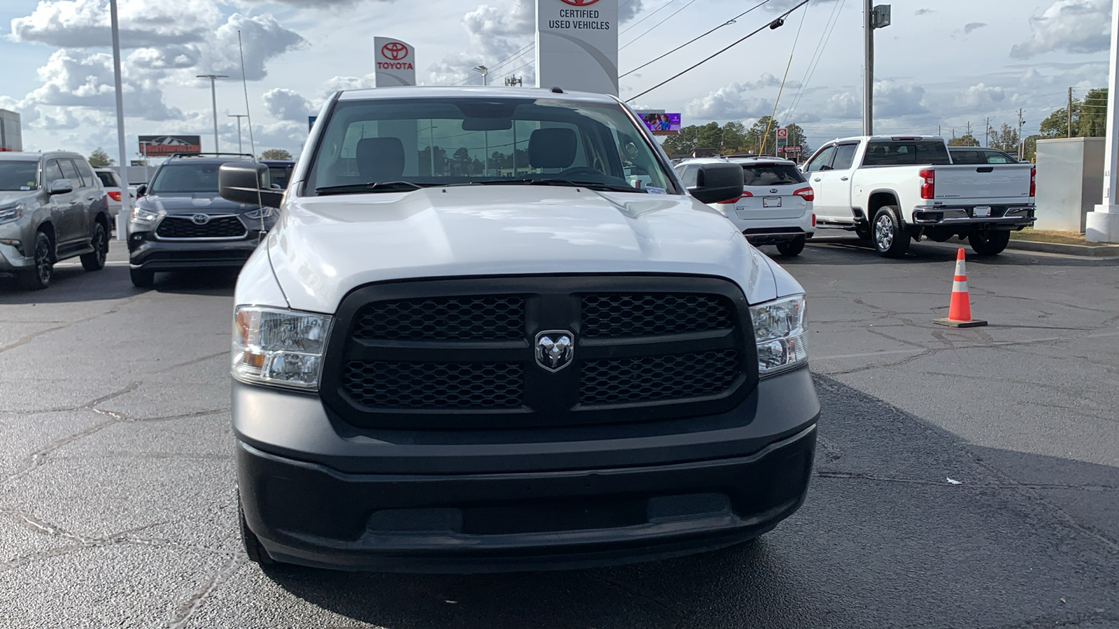 2021 Ram 1500 Classic Tradesman 3