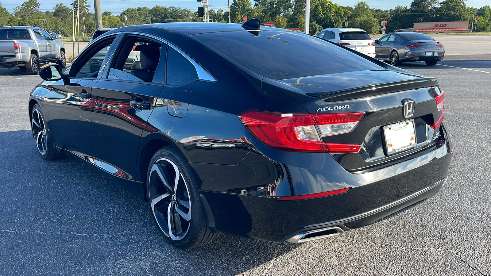 2022 Honda Accord Sport 2.0T 6