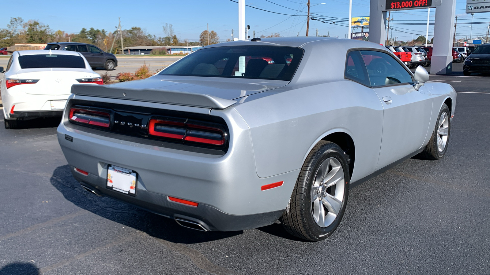 2019 Dodge Challenger SXT 8