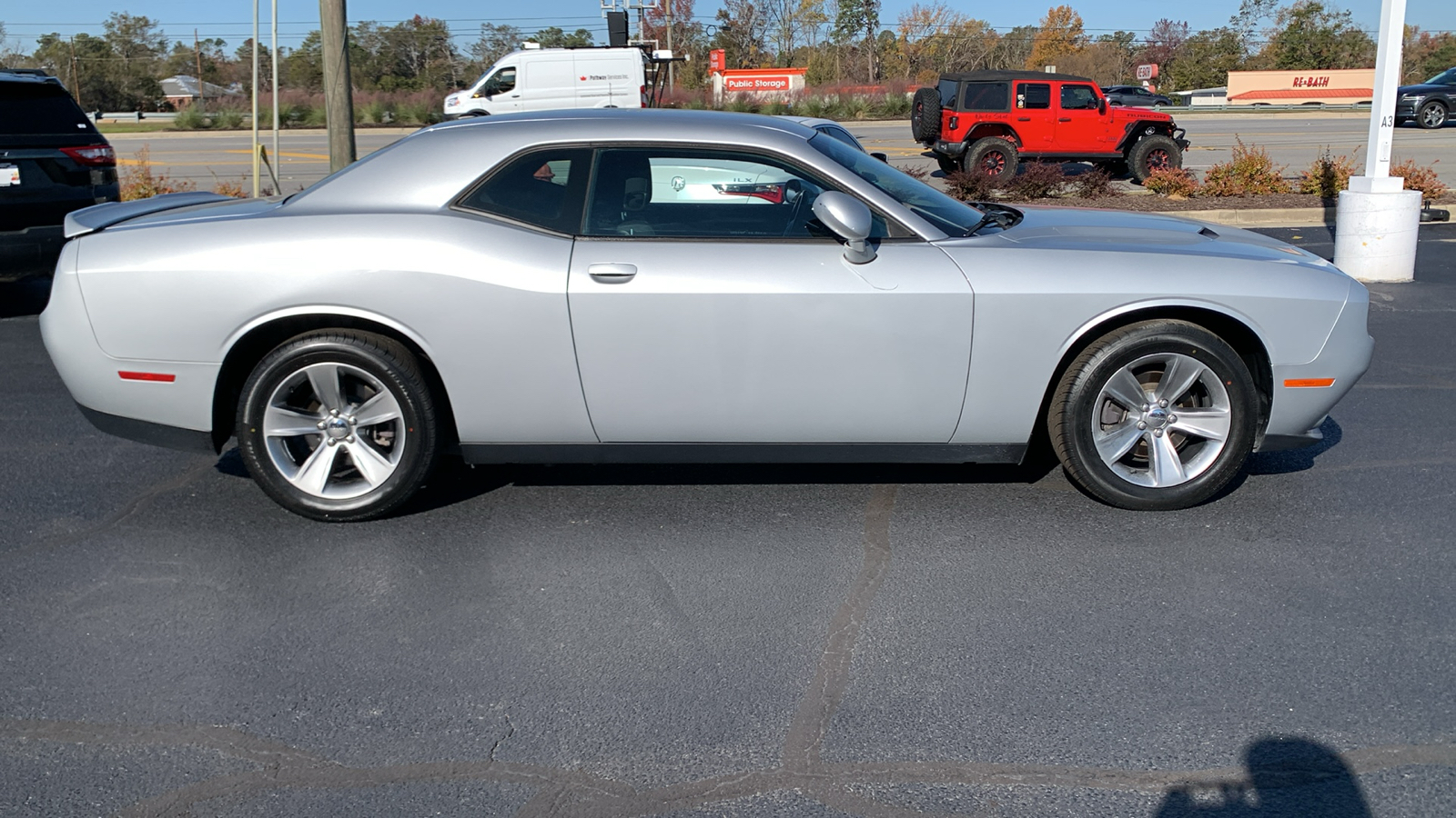 2019 Dodge Challenger SXT 9